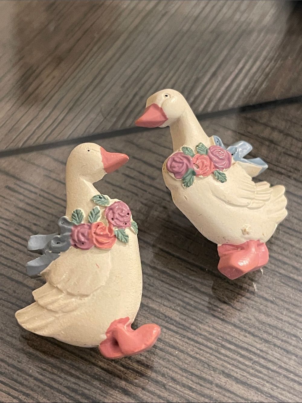 Vintage 1980s or 1990s Country-Style Goose Earrings Porch Goose Silly Goose - Picture 14 of 16